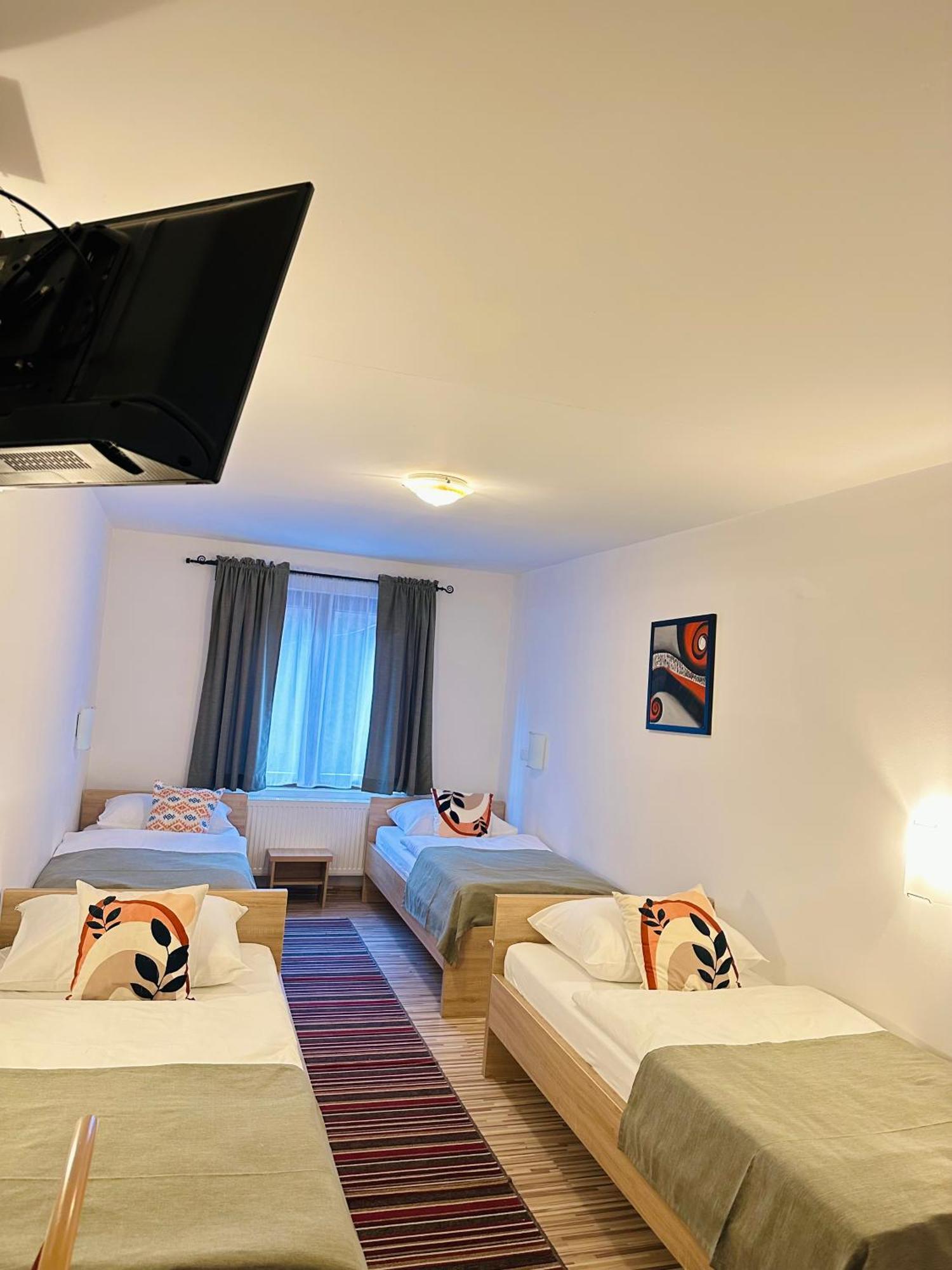 Motel Stovrela Cazin Exterior photo